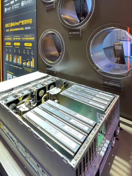 WAIC现场直击 见证AI新一波进化浪潮